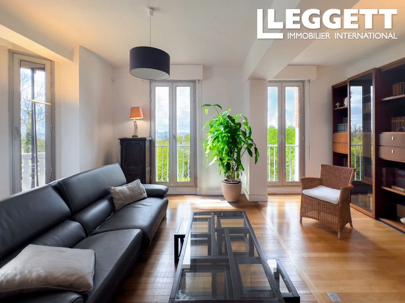 Property photo 2 of 5