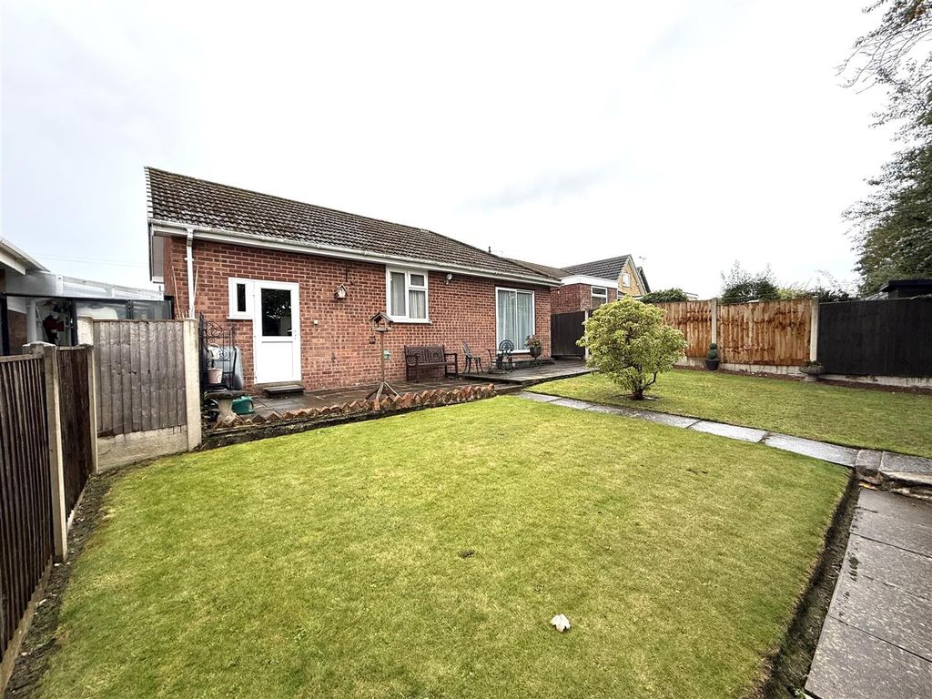 Property photo 2 of 17 Scargill Road 17.Jpg