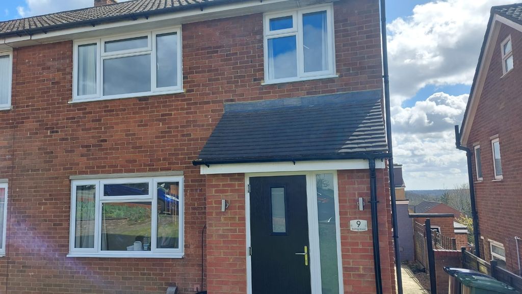 Property photo 1 of 16 Well Presented 3 Bedroom Semi Detached  House