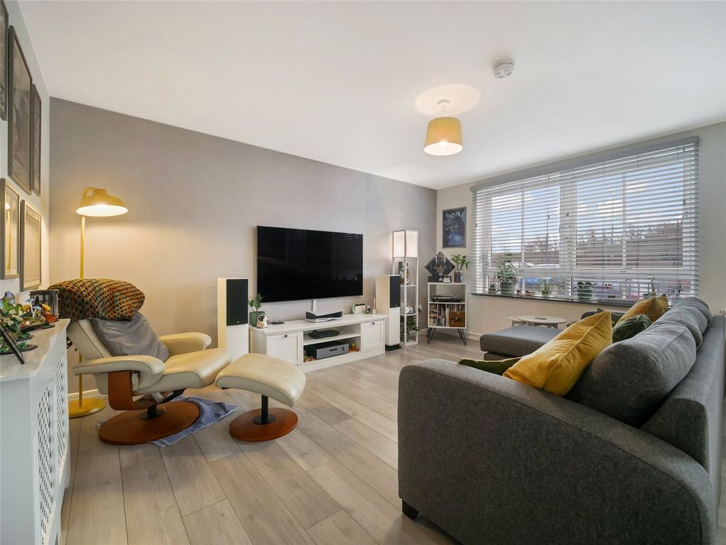 Property photo 1 of 21 Picture No. 06