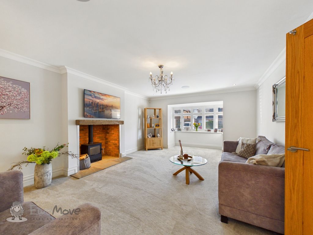 Property photo 2 of 25 Living Room A