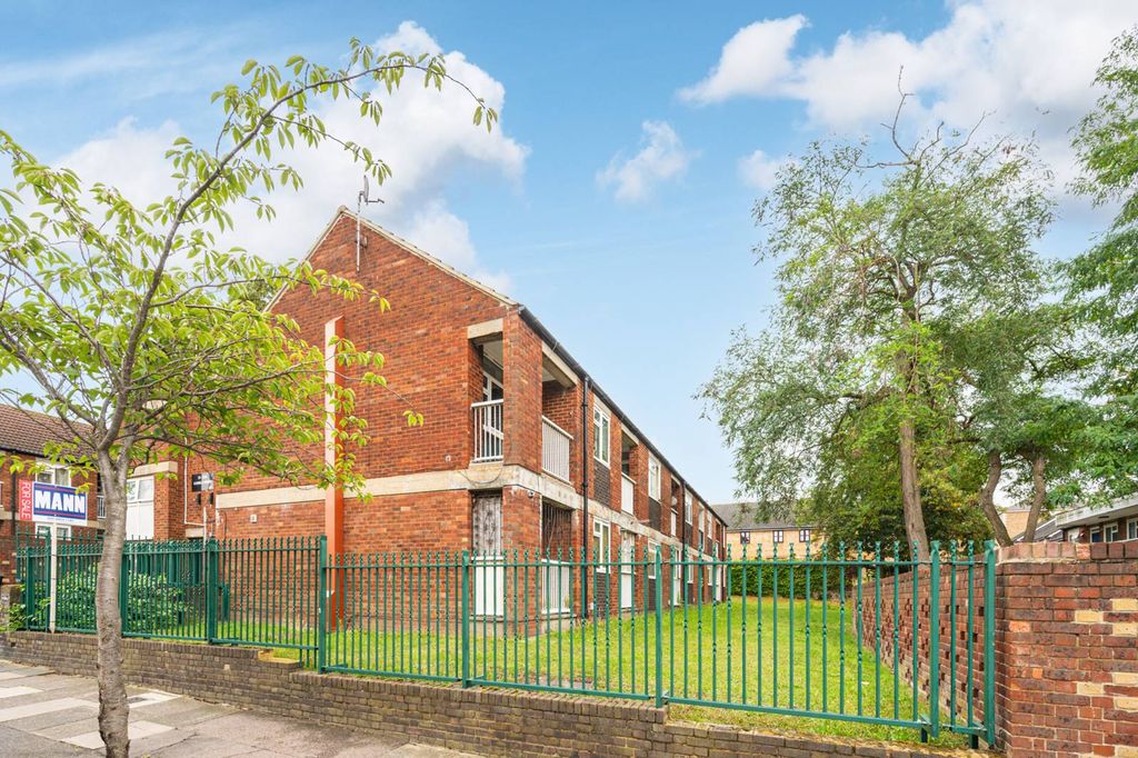 Property photo 1 of 7