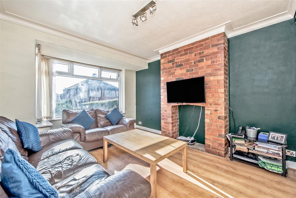 Property photo 2 of 26 Living Room: