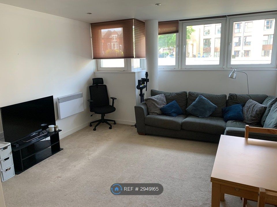 Property photo 3 of 8