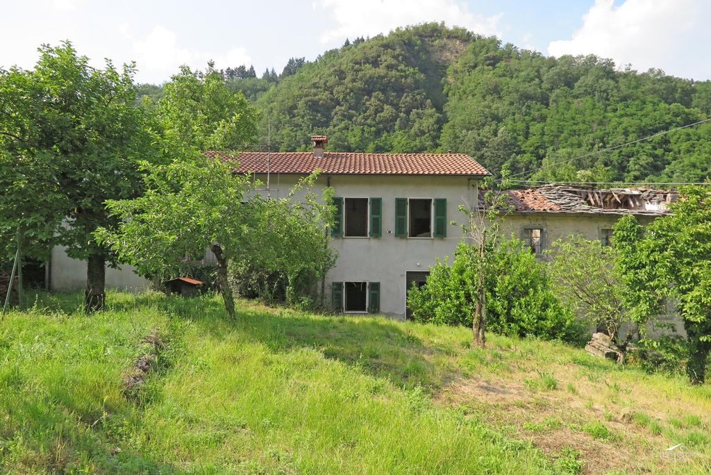Property photo 2 of 35