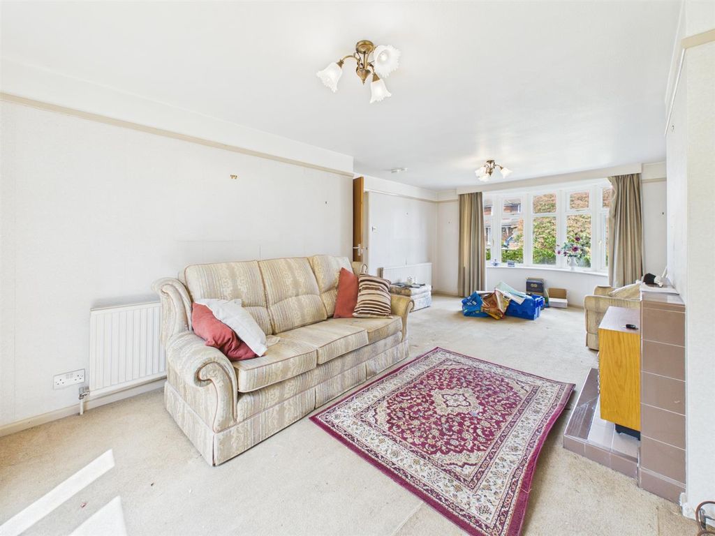 Property photo 3 of 7 Cam05510G0-Pr0215-Still002.Jpg