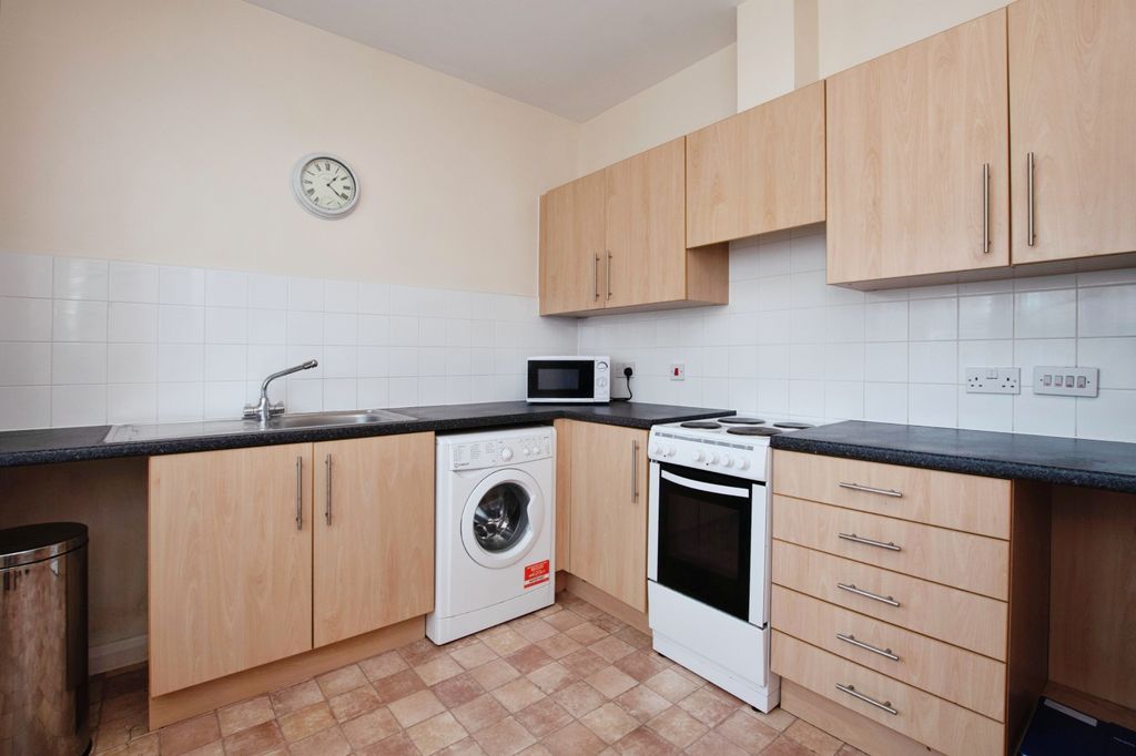 Additional image 11 of 2 bed flat for saleDownton, Salisbury SP5