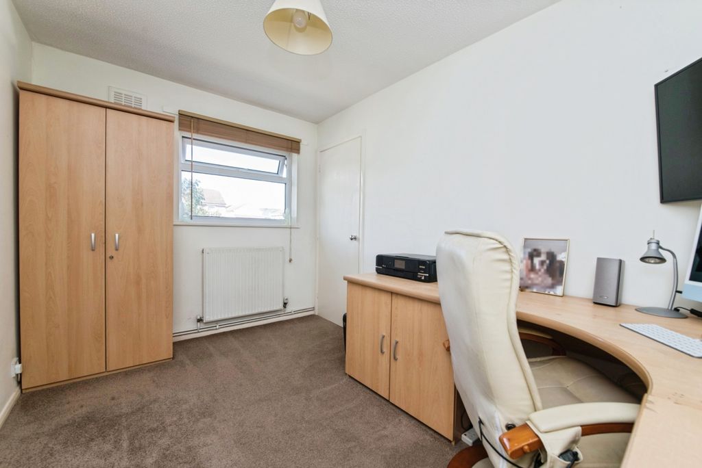 Property photo 2 of 12 Pbox-Img.Jpg