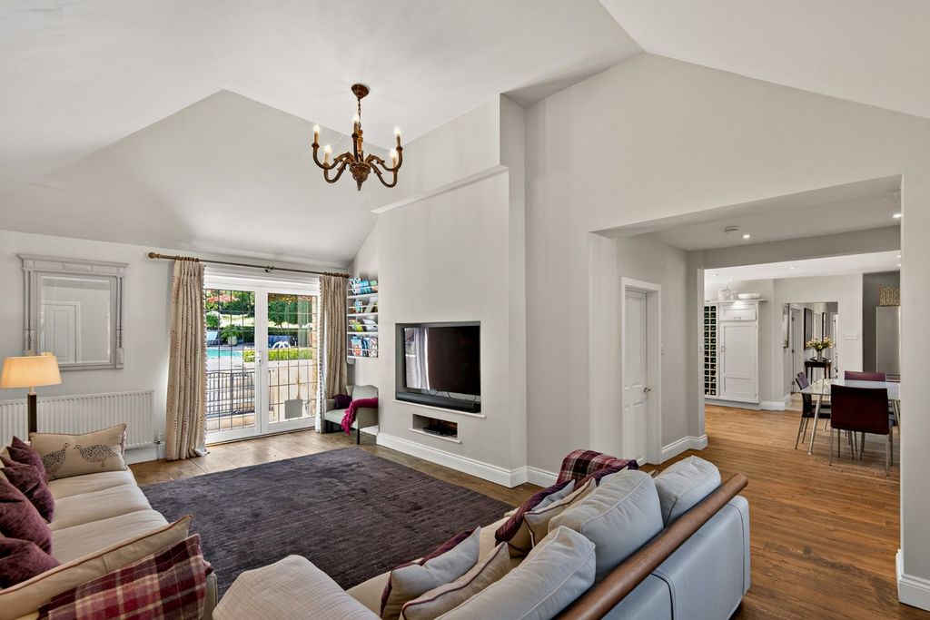 Property photo 2 of 32 Family Room