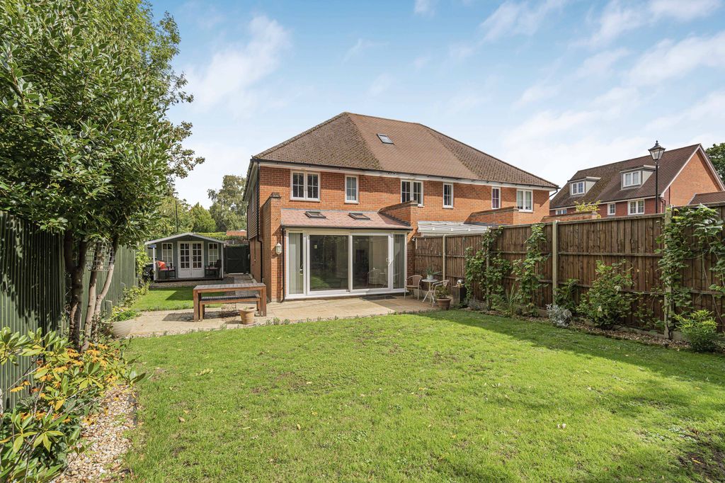 Property photo 1 of 22