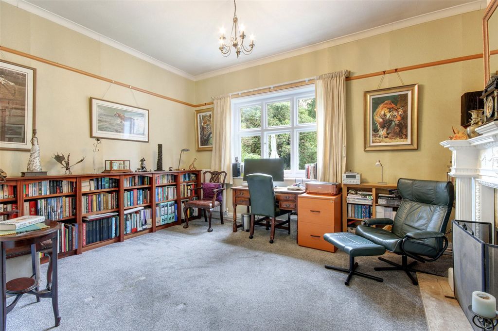 Property photo 2 of 20 Drawing Room