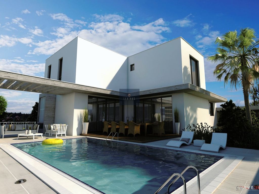 Property photo 1 of 25