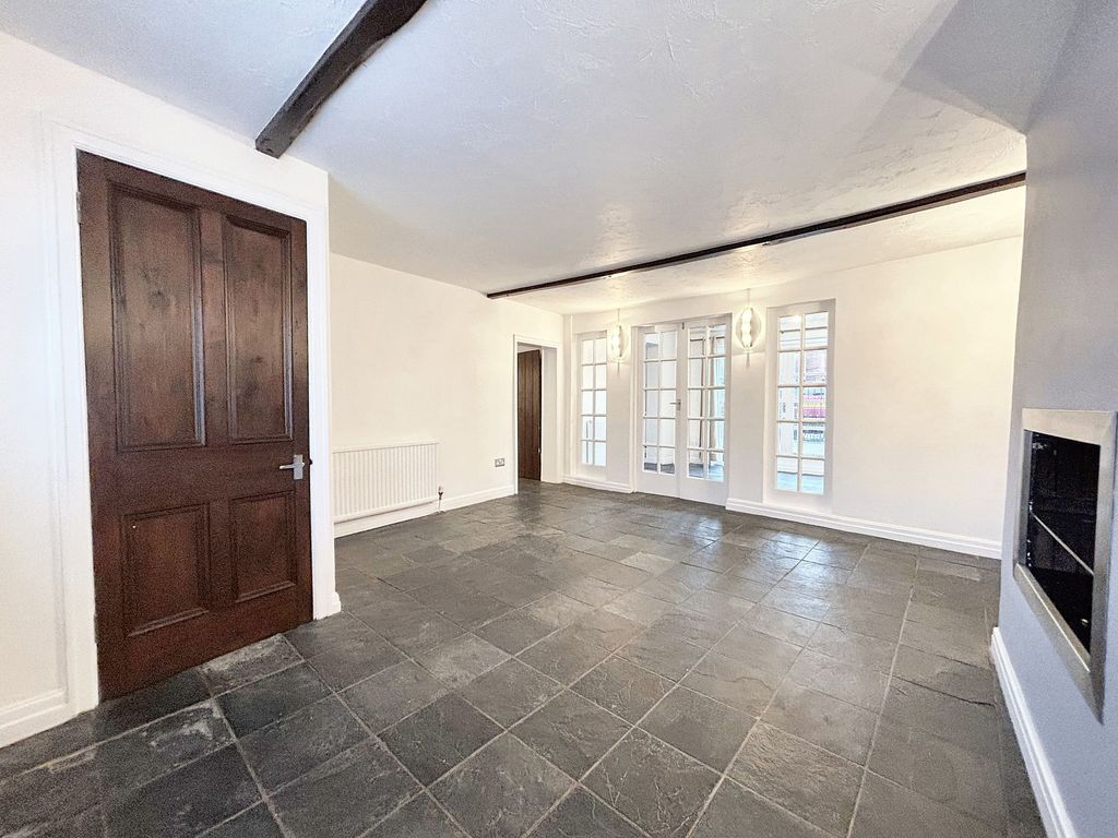 Property photo 3 of 29