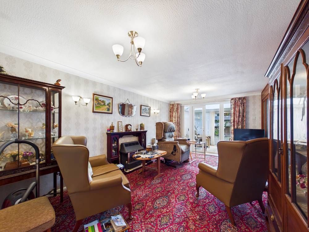 Property photo 2 of 19 Giraffe360-Still006