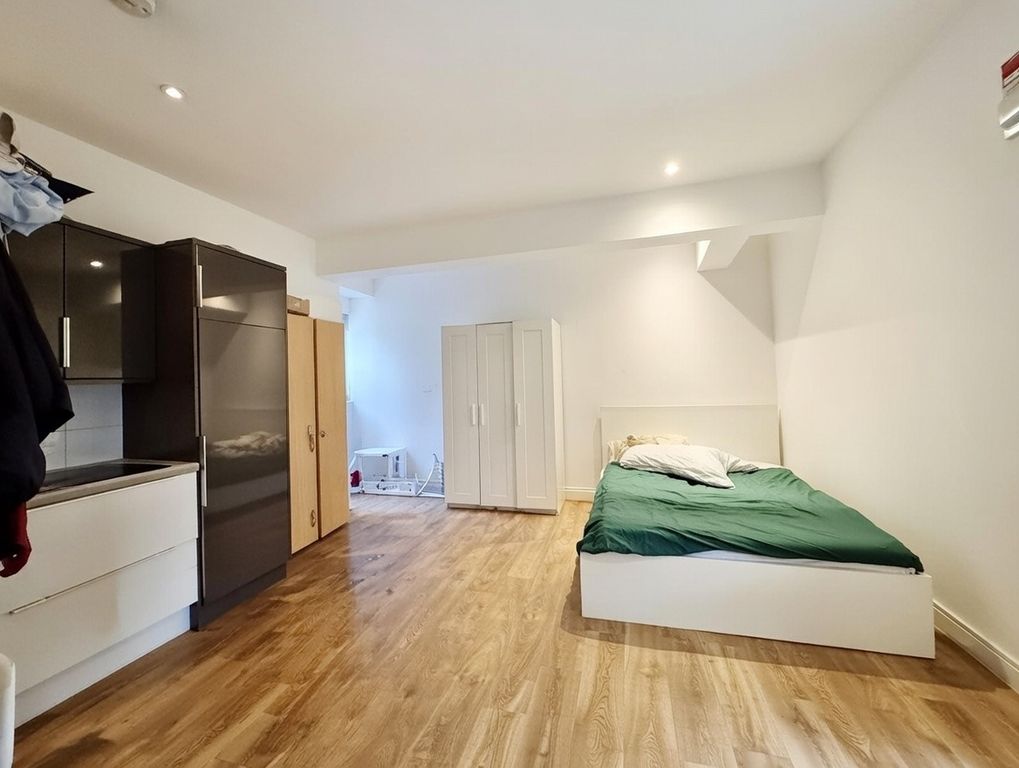 Property photo 2 of 4