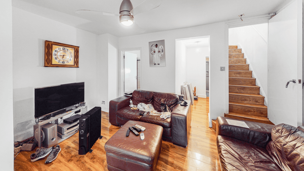 Property photo 3 of 29