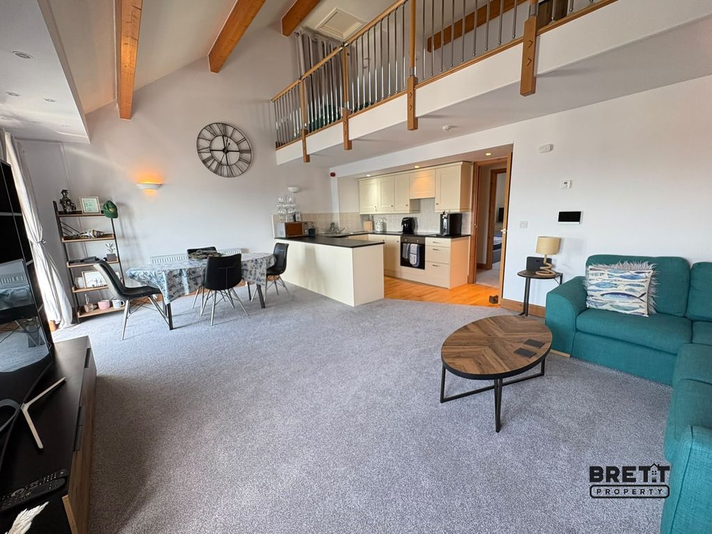 Property photo 2 of 10 Not Specified