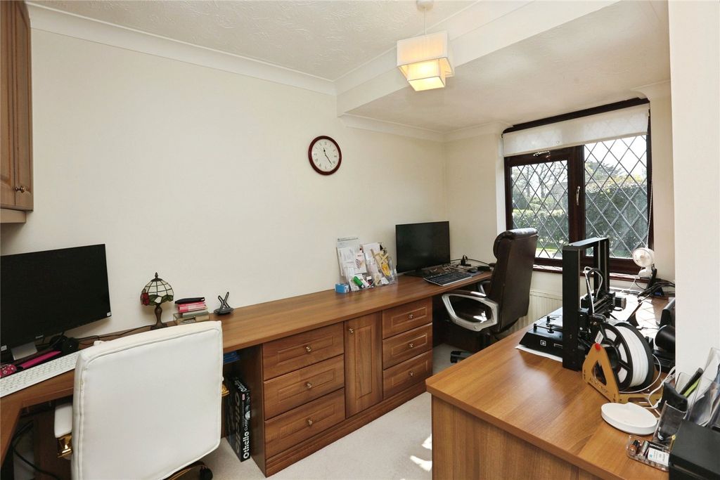 Additional image 14 of 5 bed detached house for saleVeryan, Fareham, Hampshire PO14