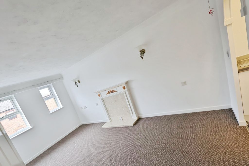 Additional image 13 of 1 bed flat for saleElmwood Court, High Street, Baldock SG7