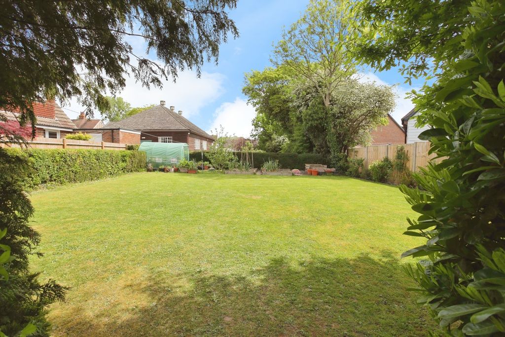 Property photo 3 of 15 Photo