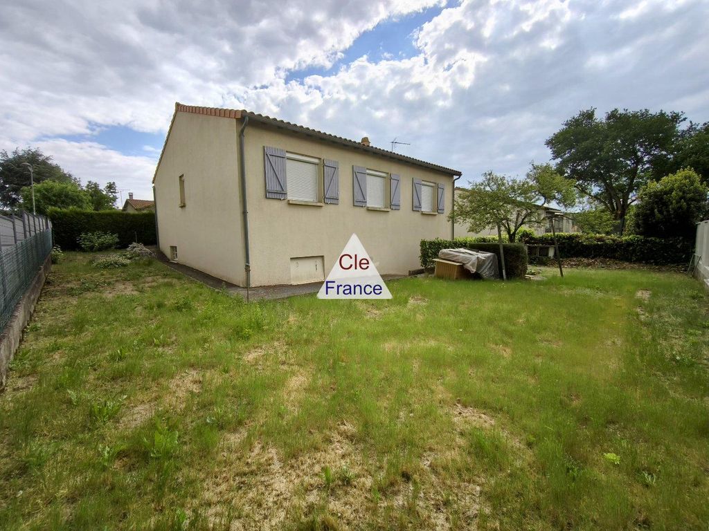 Property photo 3 of 11