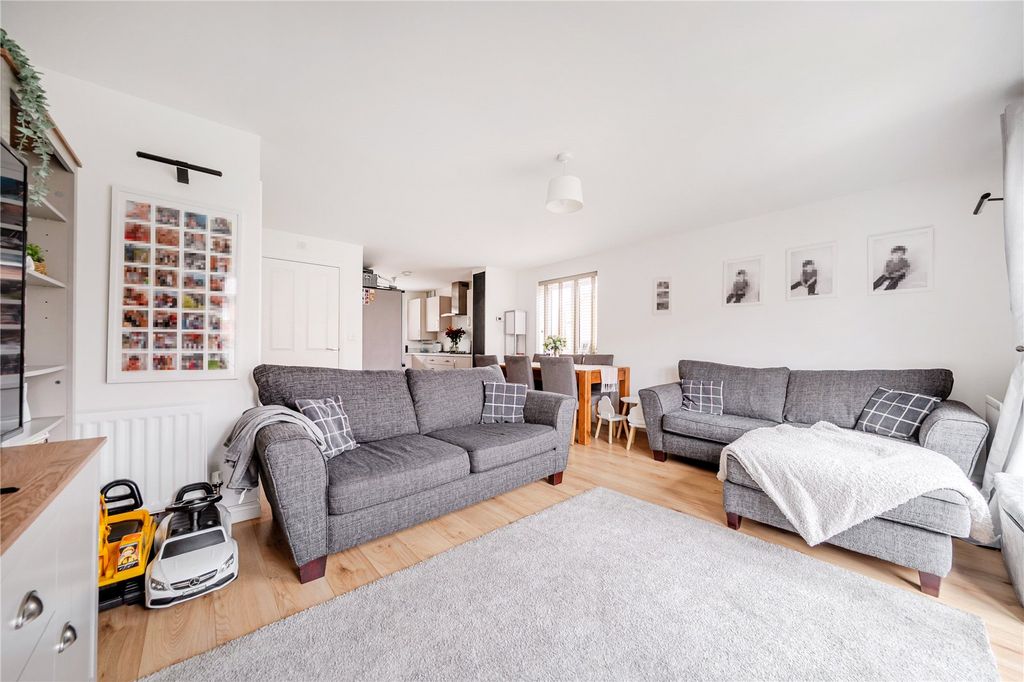 Property photo 3 of 11 Picture No. 04