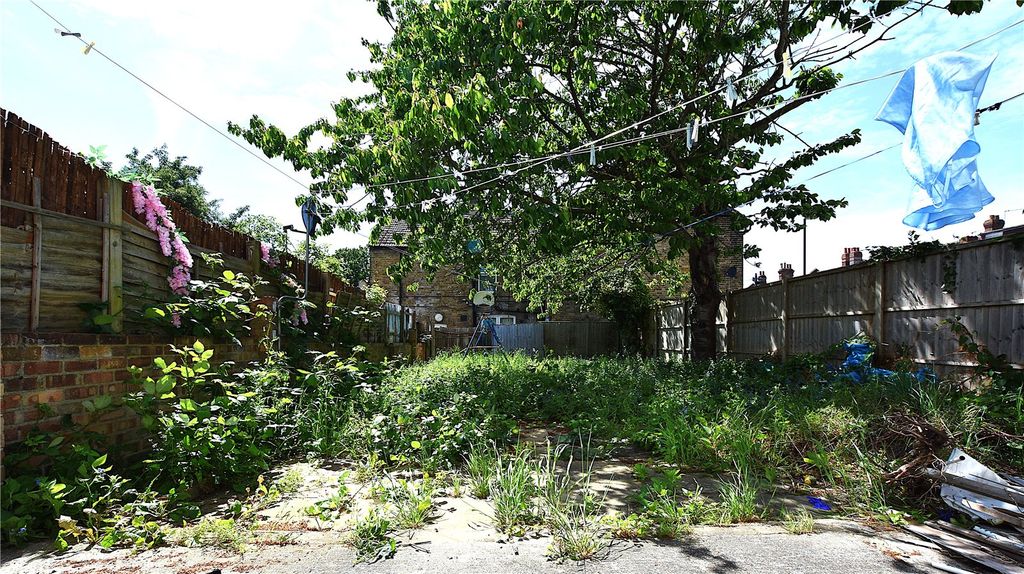 Property photo 2 of 6 Picture No. 06