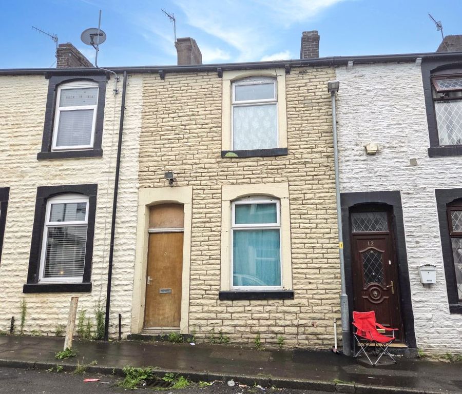 Property photo 1 of 1