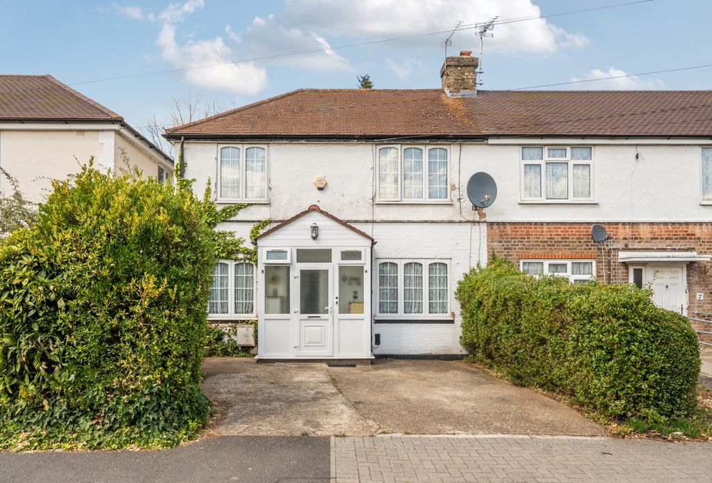 Property photo 2 of 12 1334682-20-689De9...
