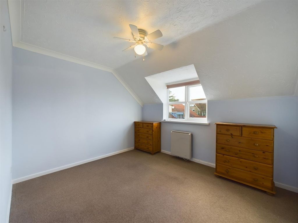 Property photo 1 of 11 Cam02546G0-Pr0120-Still001.Jpg