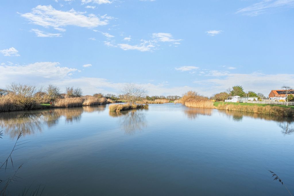 Property photo 3 of 35 1389191-1-6945559Ea0A41