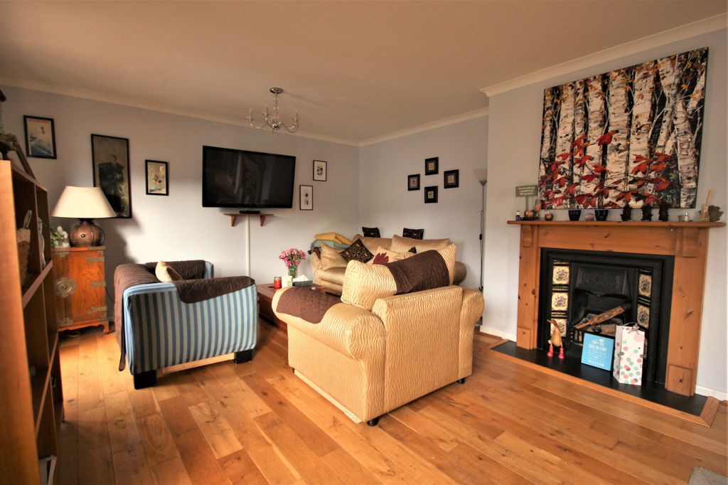 Property photo 3 of 19 Img_0920