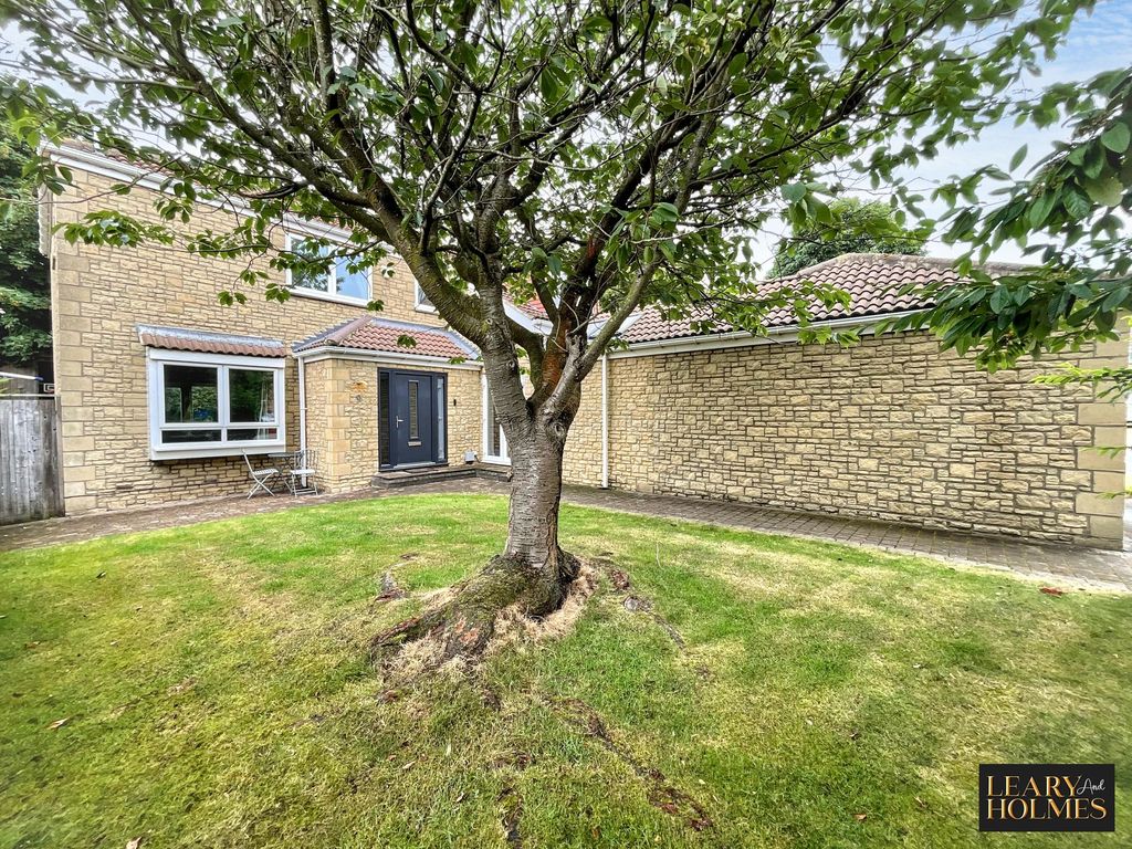 Property photo 1 of 37