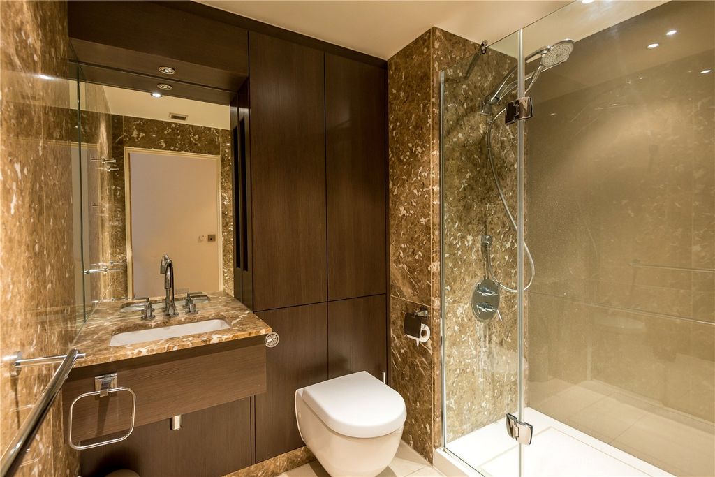 Property photo 3 of 9 Picture No. 02