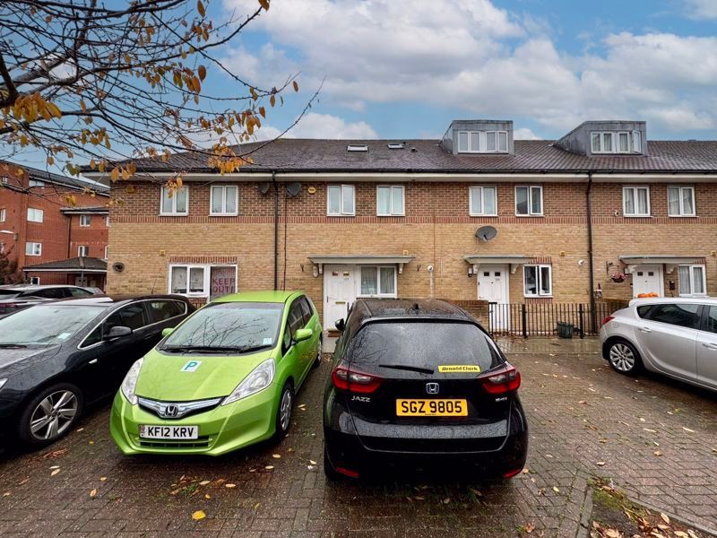 Property photo 1 of 15 Photo 18