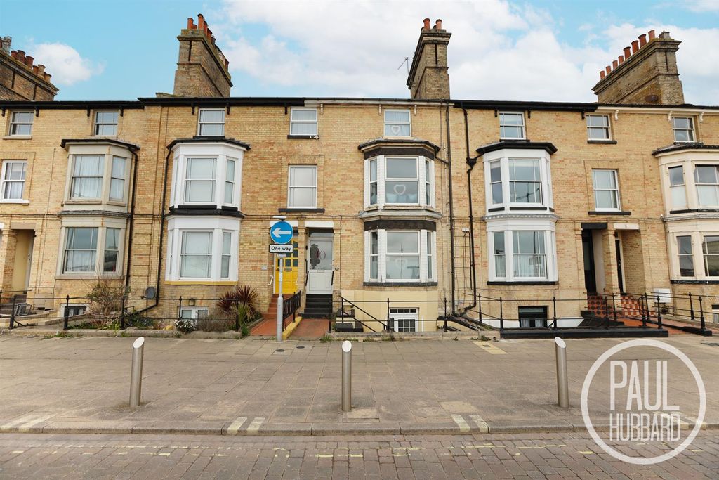 Property photo 1 of 37 7R5A0552.Jpg