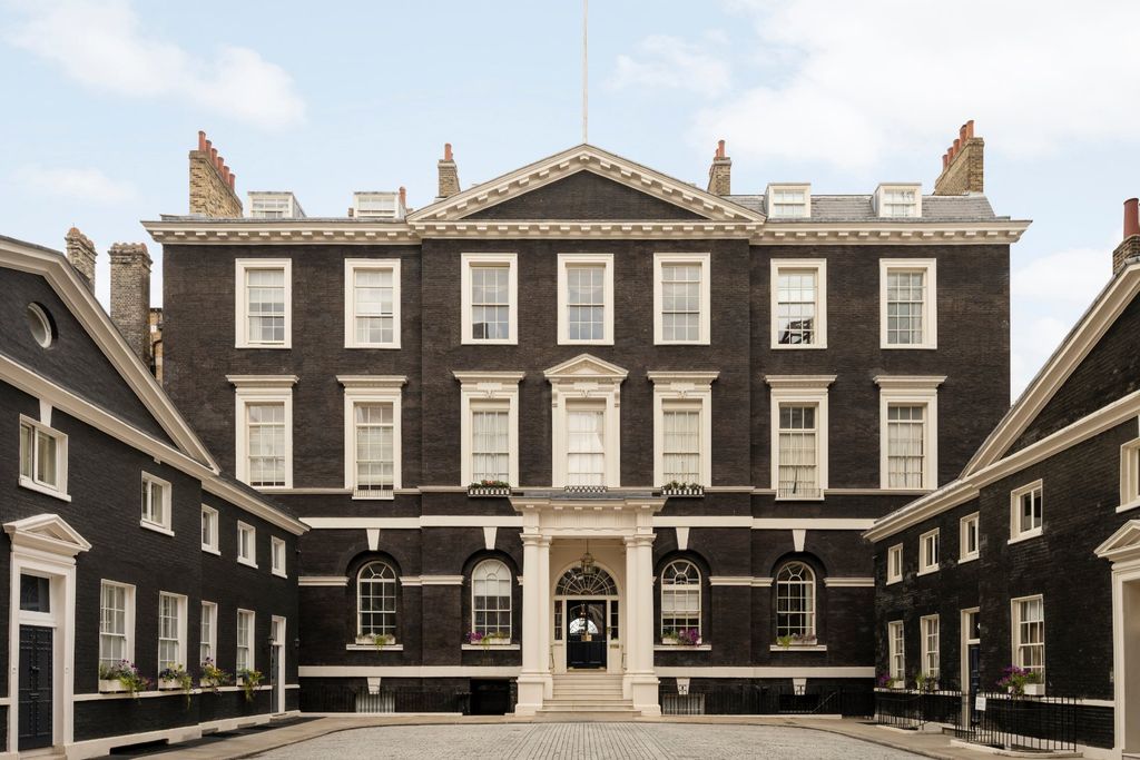 Property photo 1 of 39 Picture No. 74