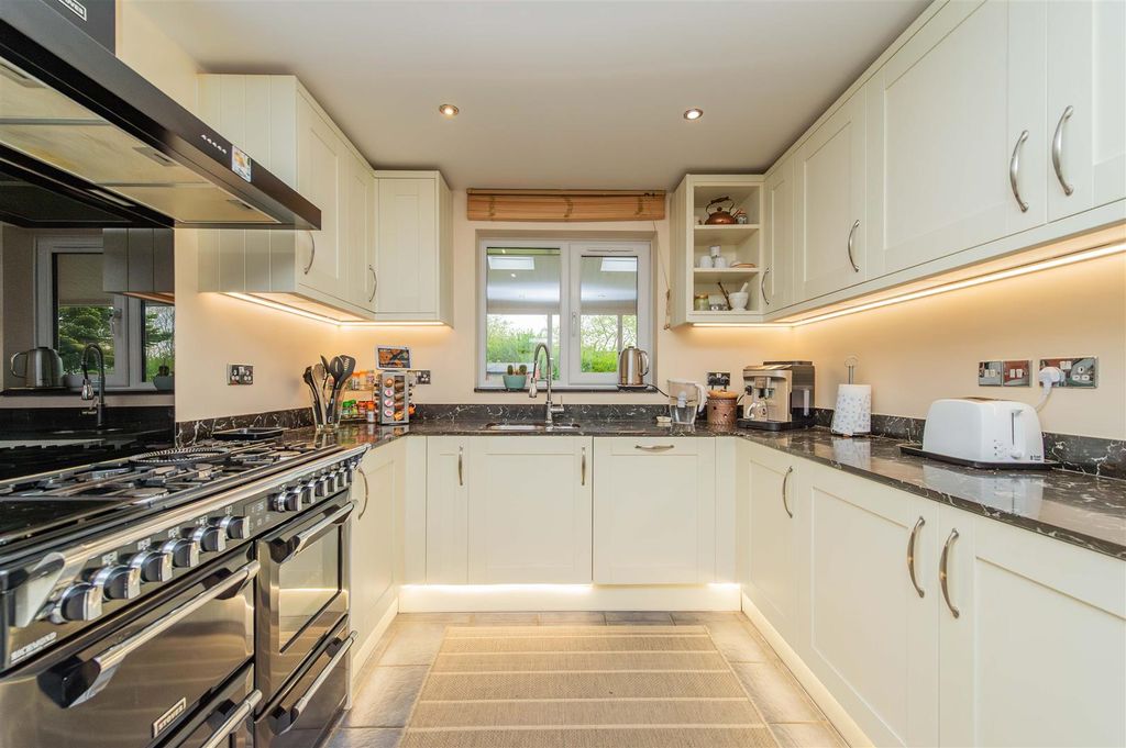 Additional image 16 of 5 bed detached house for saleCae Onan, Morda, Oswestry SY10