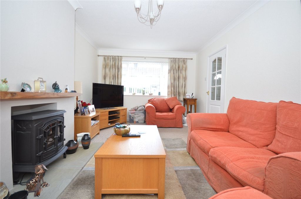 Property photo 2 of 16 Picture No. 44