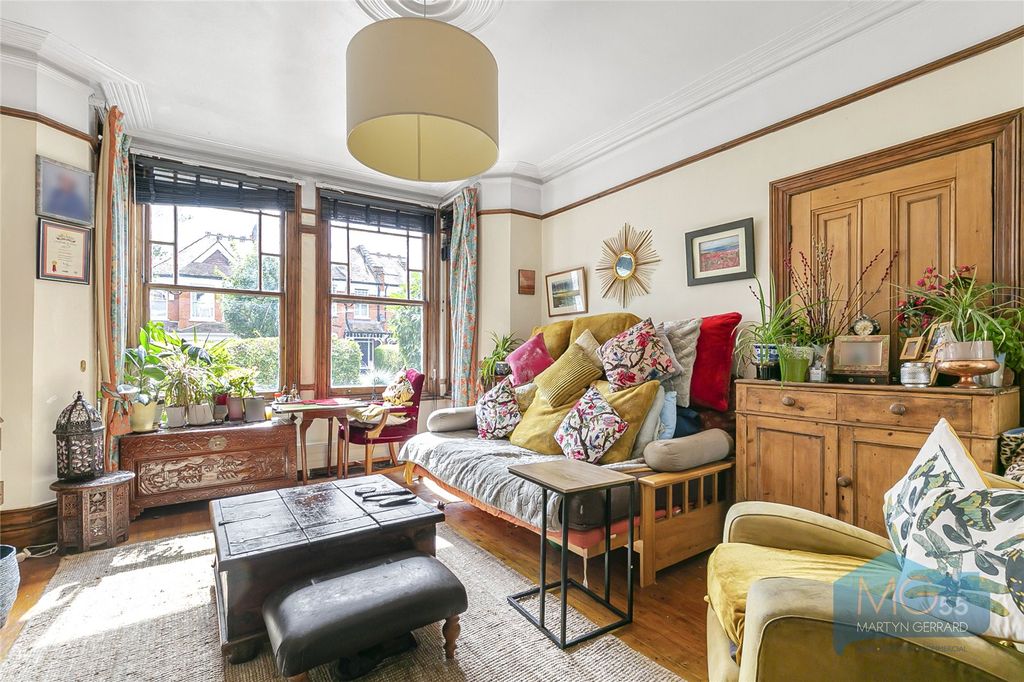 Property photo 2 of 18 Picture No. 05