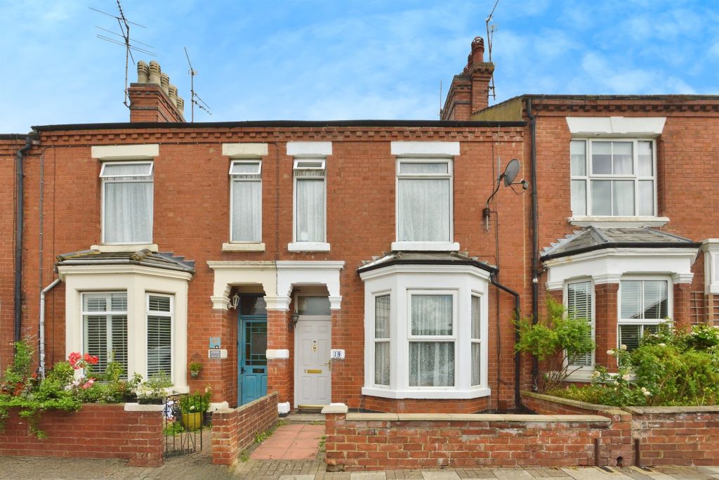 Property photo 1 of 17