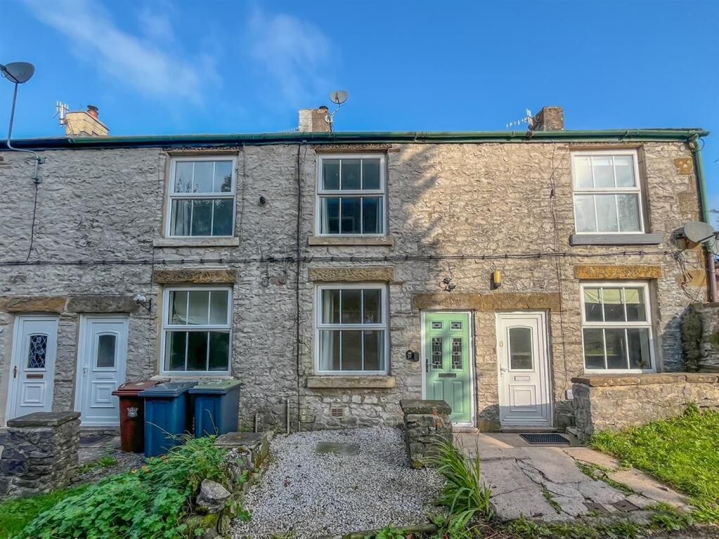 Property photo 1 of 11