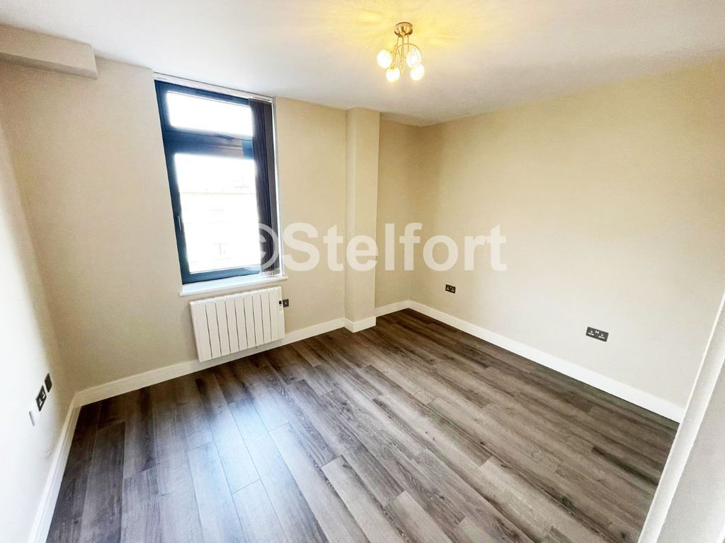 Property photo 3 of 5