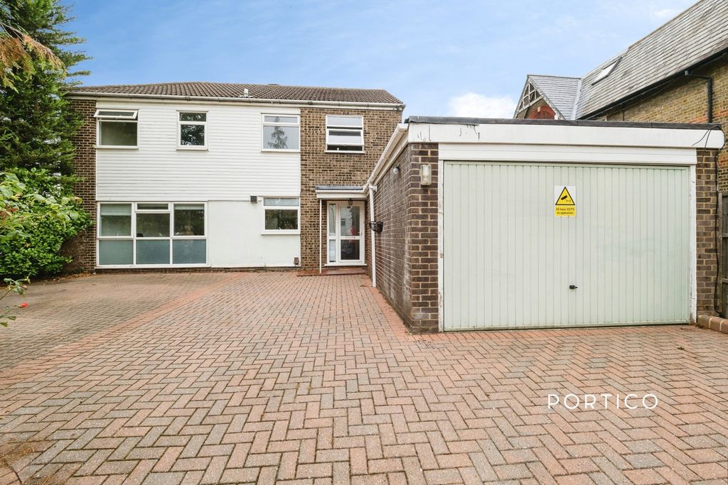 Property photo 2 of 9 Pbox-Img.Jpg
