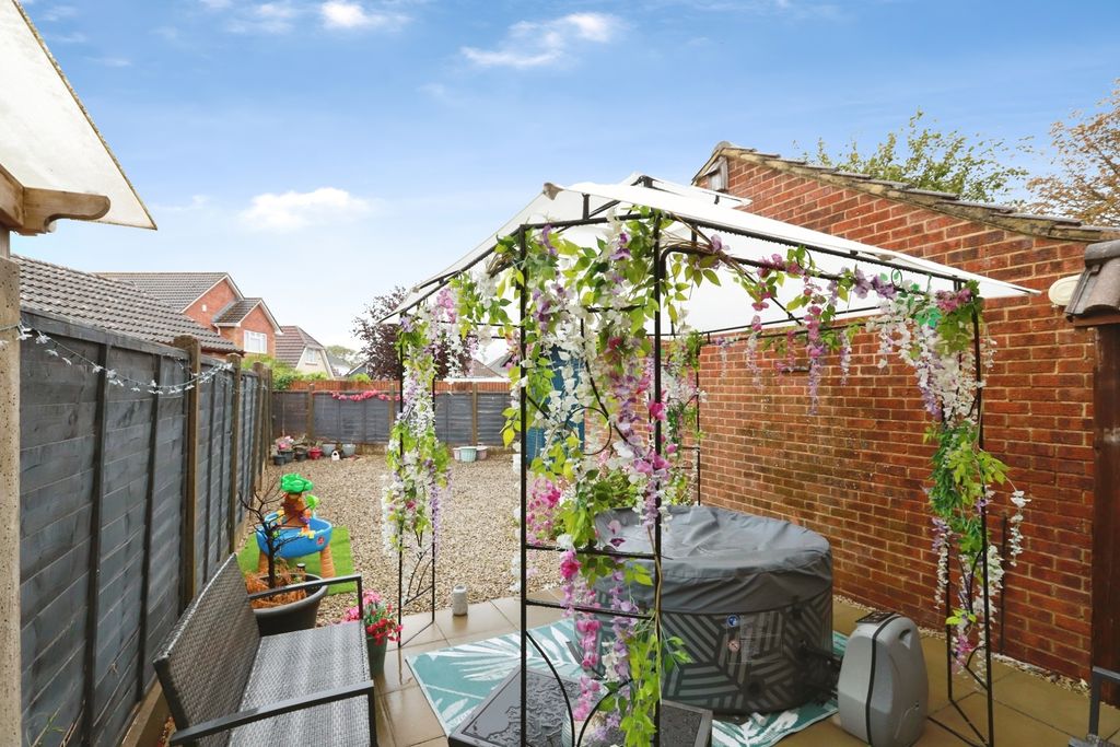 Property photo 2 of 11 Pbox-Img.Jpg
