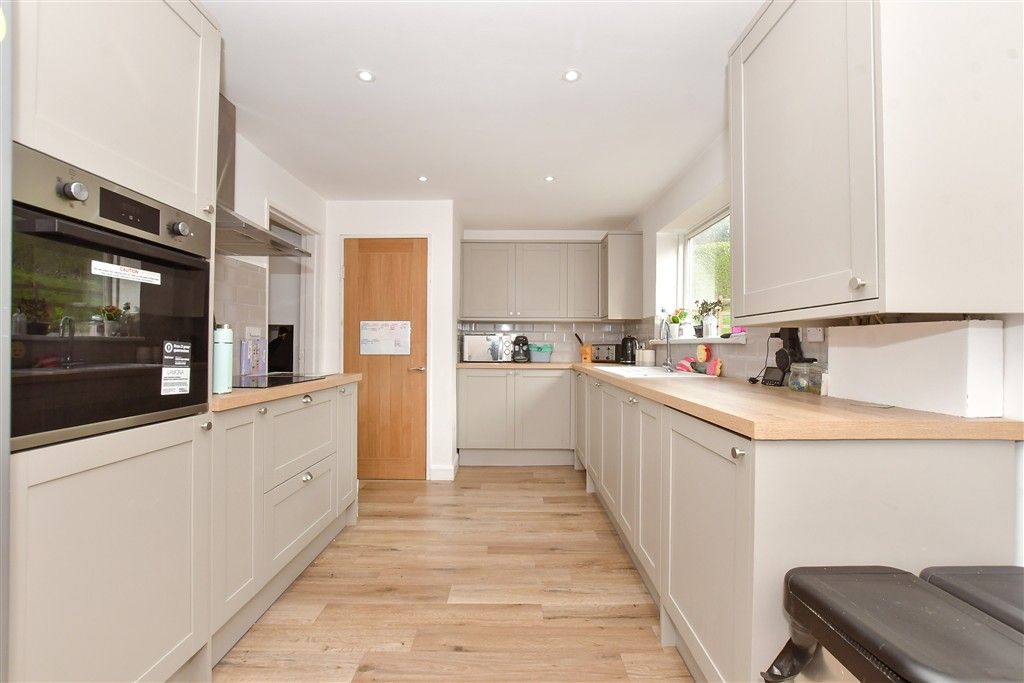 Property photo 3 of 15 Kitchen/Diner