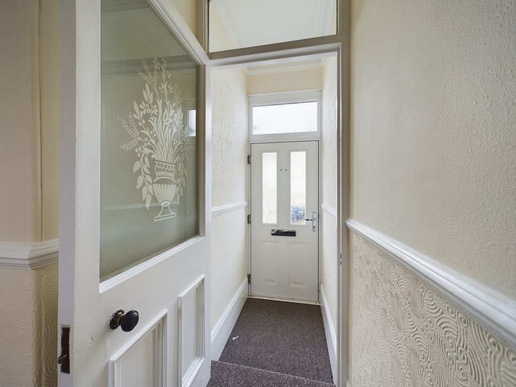 Property photo 3 of 20 Cam02089G0-Pr0258-Still009