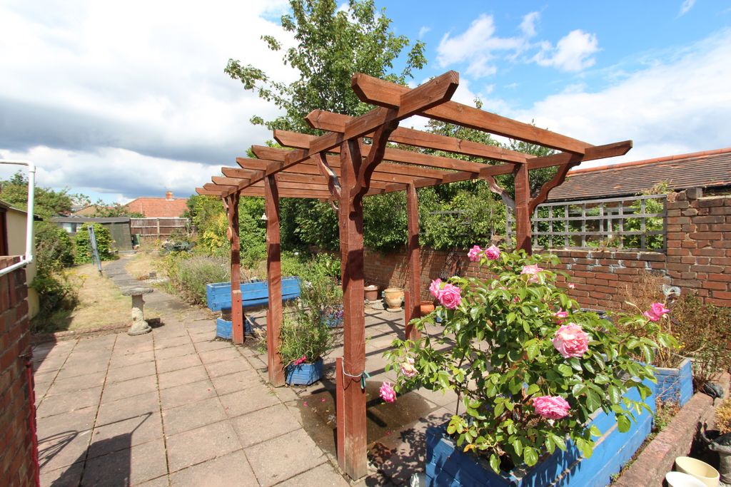 Property photo 2 of 15 Img_8737A