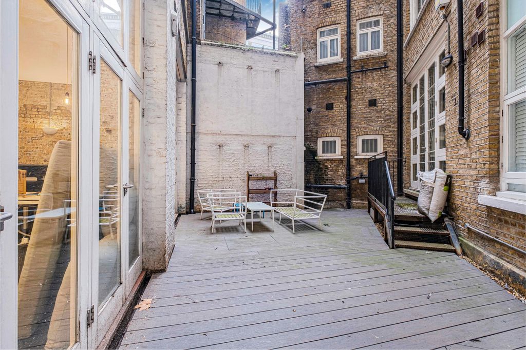 Property photo 2 of 28 32_11643.Jpg