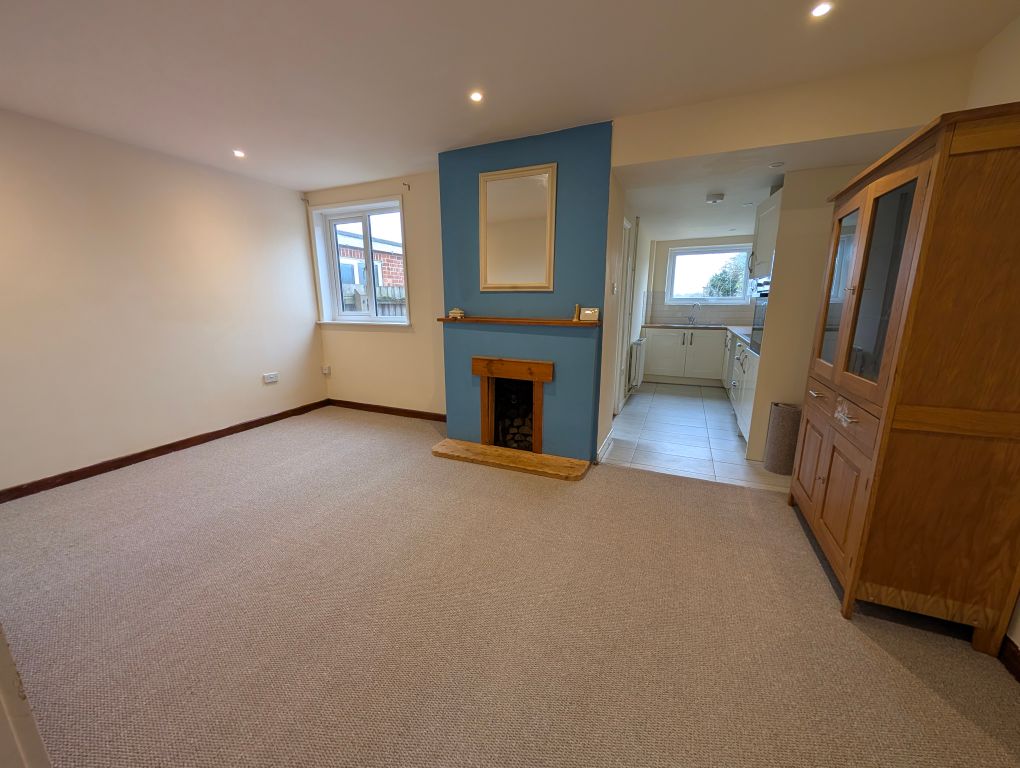 Property photo 2 of 10 Pxl_20260218_140918963